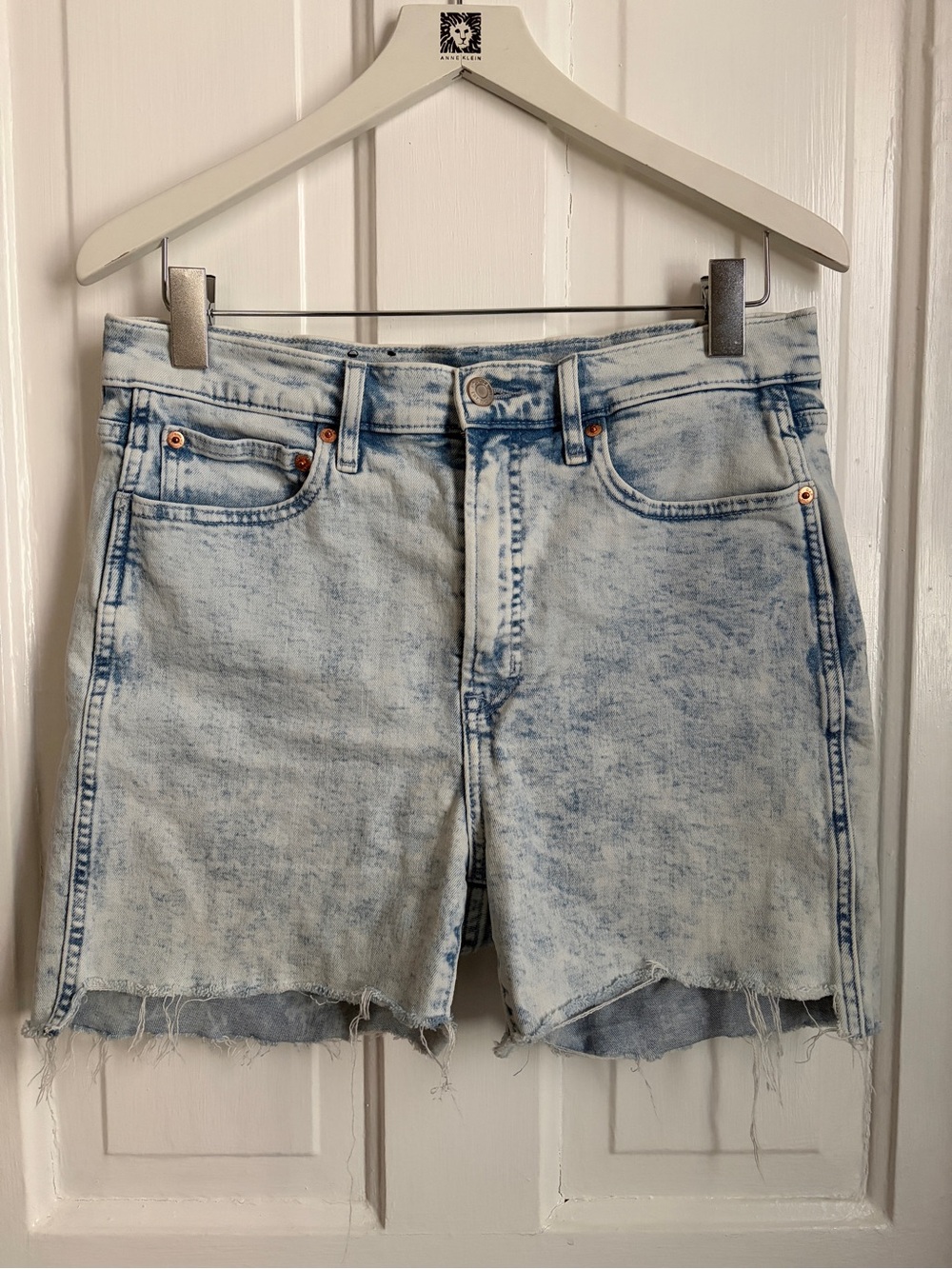 Acid wash GAP cut off shorts - Vintage slim high rise